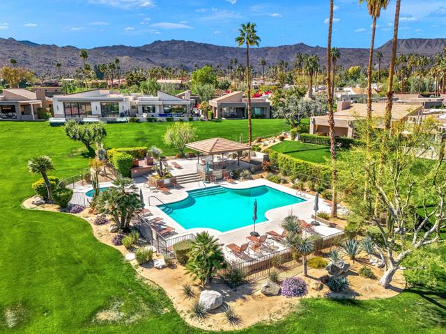 48835 Mescal Lane, Palm Desert CA: https://media.crmls.org/mediaz/a2a47759-9db5-4216-bb22-14c9924e0f68.jpg