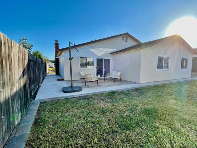 11394 Pegasus Ave, San Diego CA: https://media.crmls.org/mediaz/a2a4cdc6-62fc-460b-95c5-079fc9630d5c.jpg