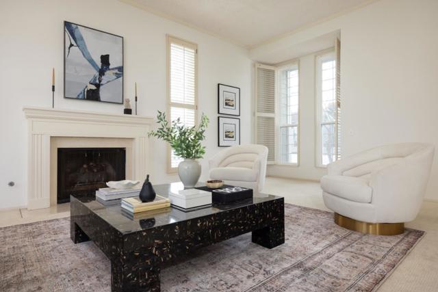 21 Pinehurst Lane, Half Moon Bay CA: https://media.crmls.org/mediaz/a2a53960-1075-4990-a776-96f3a4260a49.jpg