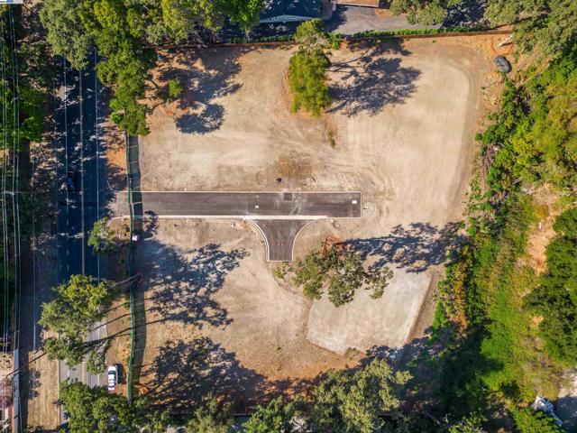 824 Danville Blvd, Lot A, Danville CA: https://media.crmls.org/mediaz/a2a63288-0da0-47ec-bc00-a6d76689f1f3.jpg