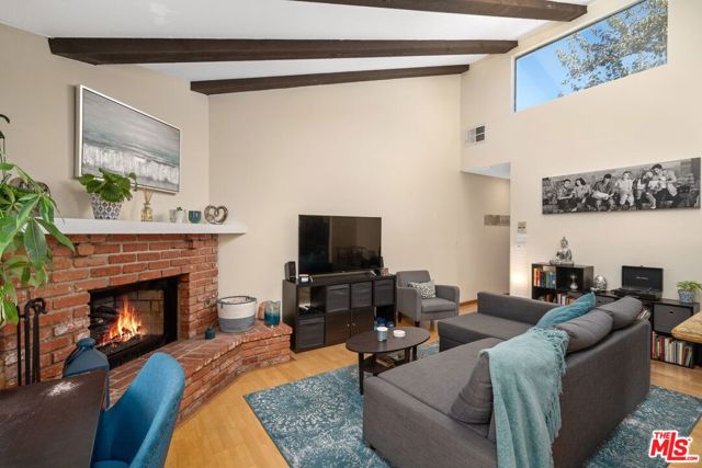 4633 Ben Avenue, 7 photo 3