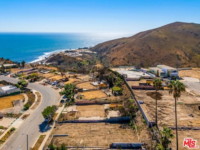 Drew Fenton | 3735 Malibu Vista Drive Malibu CA | MLS: 7116912