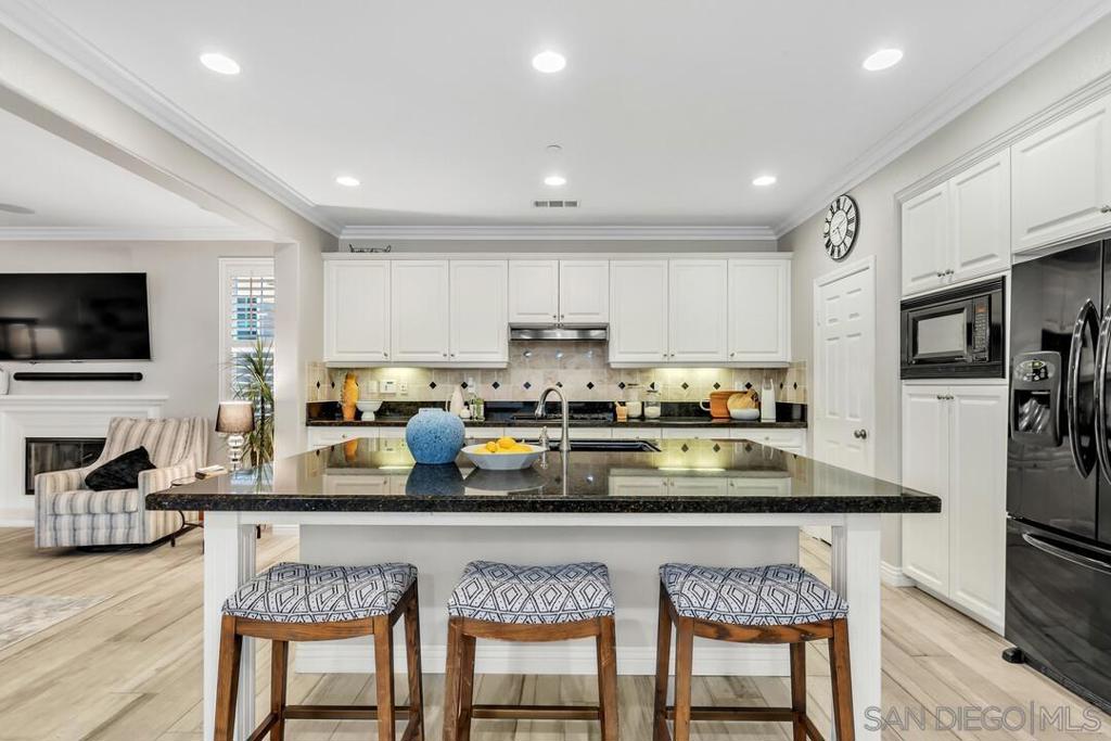 MLS #250043023SD image #7