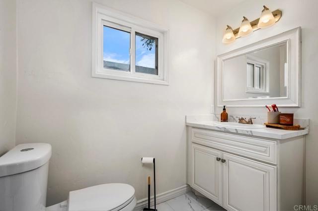821 Maria Avenue, Spring Valley CA: https://media.crmls.org/mediaz/a2a81fa1-76bd-4843-b6e5-6bf9642c1e42.jpg