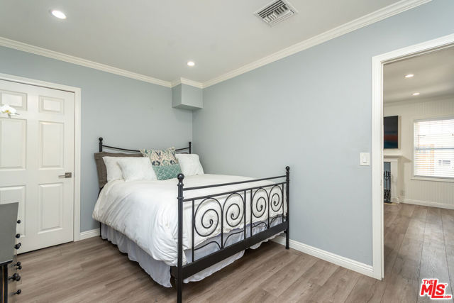 10307 Eldora Avenue photo 6