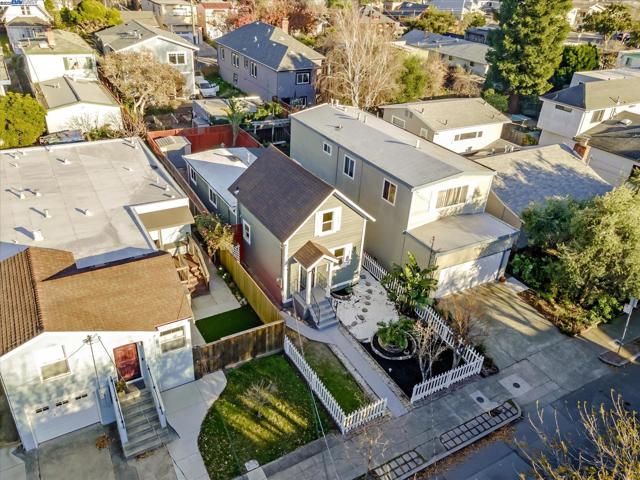 Image 46 of 58 For 1119 Kains Ave