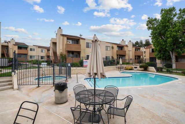 Detail Gallery Image 25 of 32 For 2920 Briarwood Rd #G12,  Bonita,  CA 91902 - 1 Beds | 1 Baths