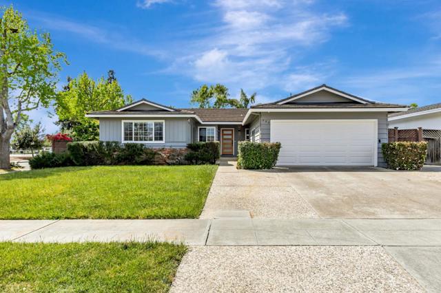 529 Park Meadow Court, San Jose CA: https://media.crmls.org/mediaz/a2aa9efb-5ad3-426b-bf23-daab79046442.jpg