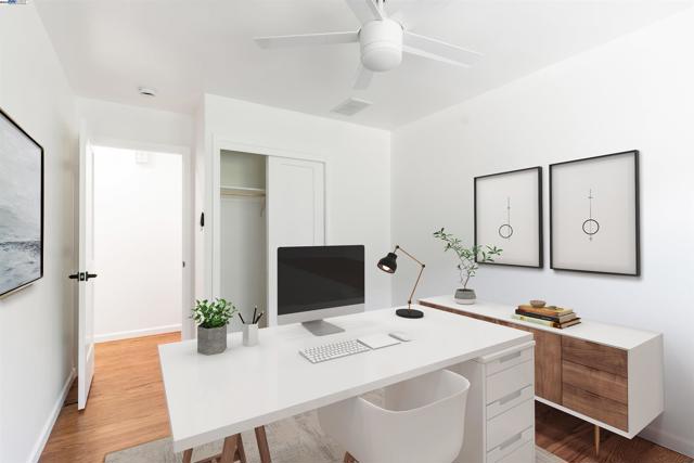 102 W 15Th St, Antioch CA: https://media.crmls.org/mediaz/a2ac0234-4430-44d5-9884-2bf9b85428bd.jpg