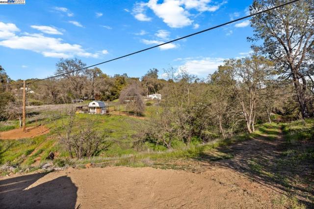 Image 43 of 47 For 1761 Springvale Rd