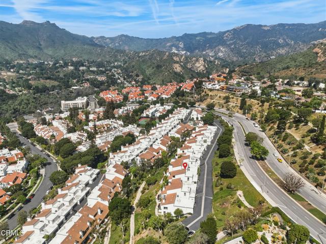 Detail Gallery Image 35 of 47 For 1776 Palisades Dr #88,  Los Angeles,  CA 90272 - 2 Beds | 3 Baths