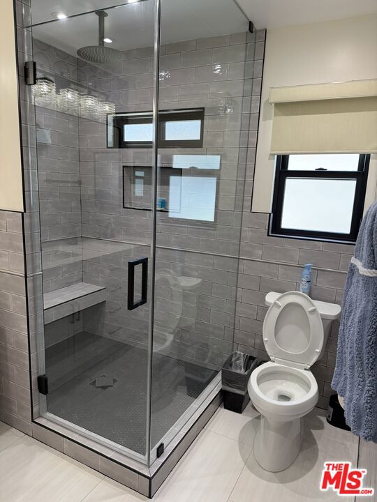 7627 Encino Avenue, Northridge CA: https://media.crmls.org/mediaz/a2ad53c6-29ba-4869-85e0-0ab4d9cf9e59.jpg