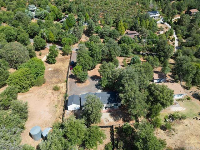 1645 Frisius Drive, Julian CA: https://media.crmls.org/mediaz/a2ade58a-fbec-4fb3-be44-71aa4434a66d.jpg
