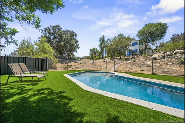 2523 San Vicente Road, Ramona CA: https://media.crmls.org/mediaz/a2aec8a2-453d-41c6-bf20-ab4af8ed01d7.jpg