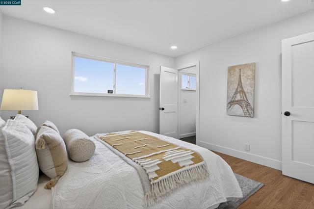 1264 Belfair Dr, Pinole CA: https://media.crmls.org/mediaz/a2af704f-1ef3-4b84-afc9-0caa3af758f6.jpg