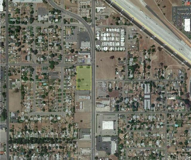 1950 N Mount Vernon Avenue, San Bernardino CA: https://media.crmls.org/mediaz/a2b2531c-d282-47e7-878f-3284270873f2.jpg