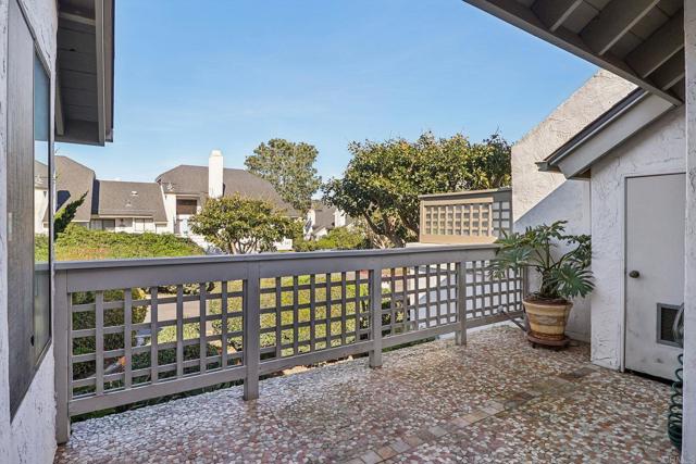 Detail Gallery Image 27 of 32 For 542 via De La Valle #J,  Solana Beach,  CA 92075 - 2 Beds | 2 Baths