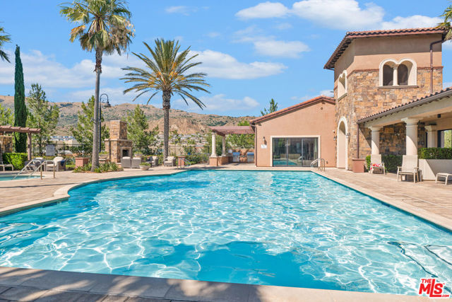 11945 Mirabel Way, Porter Ranch CA: https://media.crmls.org/mediaz/a2b41804-9722-4218-883e-771ece7a15a4.jpg