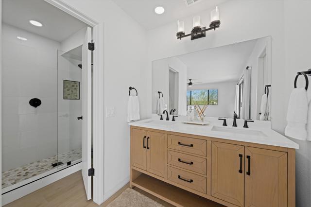 72750 Citrus Court, Palm Desert CA: https://media.crmls.org/mediaz/a2b46877-1e2b-429b-8fdc-de870ba1ba18.jpg