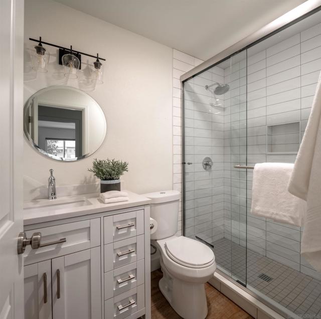 11766 Clearwood Ct, San Diego CA: https://media.crmls.org/mediaz/a2b51543-d257-45cd-9d13-2701da3f8221.jpg