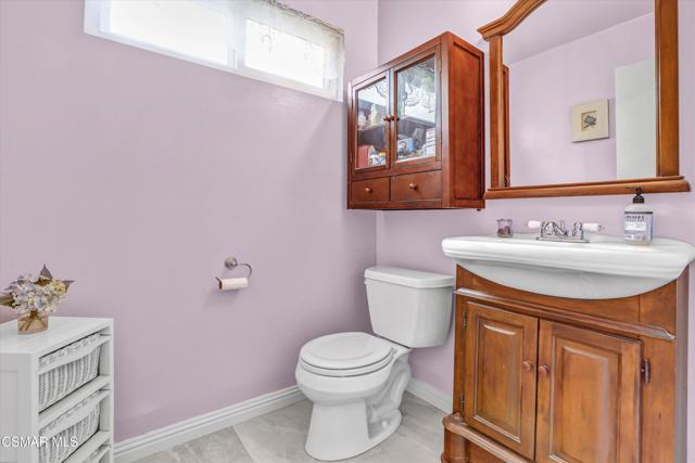 103 W Janss Road, Thousand Oaks CA: https://media.crmls.org/mediaz/a2b54d25-260a-402b-8f71-02fd052a37fa.jpg