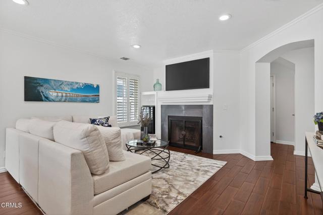 676 Pacific Cove Drive, Port Hueneme CA: https://media.crmls.org/mediaz/a2b5600f-3e8c-45cb-8d83-82124b9fe2aa.jpg