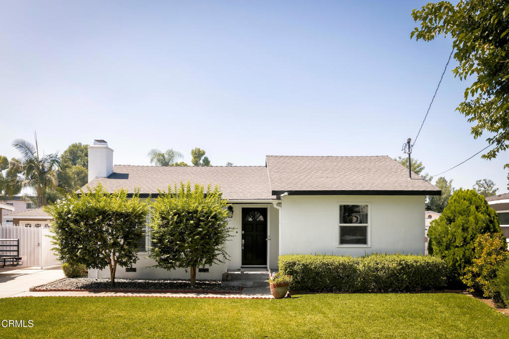 912 W Service Avenue