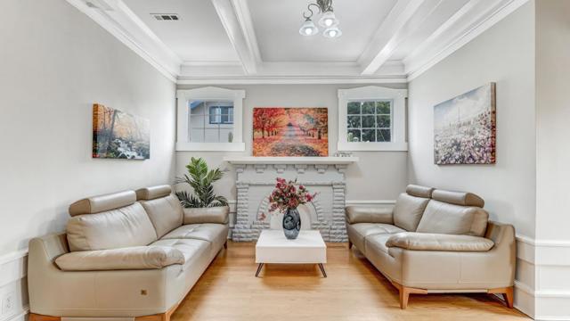 841 Geneva Avenue, San Francisco CA: https://media.crmls.org/mediaz/a2b782da-3c79-4cec-8433-e40bb45b017c.jpg