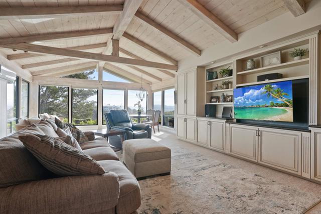 Home for Sale in Solana Beach