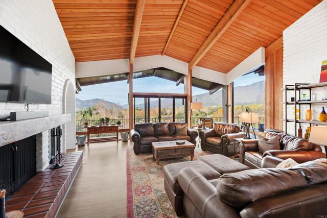 32423 Womsi Rd, Pauma Valley CA: https://media.crmls.org/mediaz/a2b8fa85-4191-4dba-8f53-abda5682b6a3.jpg