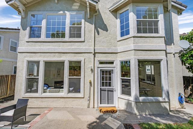 36075 Crystal Springs Drive, Newark CA: https://media.crmls.org/mediaz/a2b9f220-ac09-4823-a19b-dff9726758eb.jpg