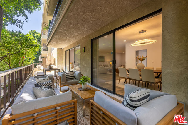 1210 N Kings Road, West Hollywood CA: https://media.crmls.org/mediaz/a2baae33-d042-4427-a855-969d2c250c24.jpg