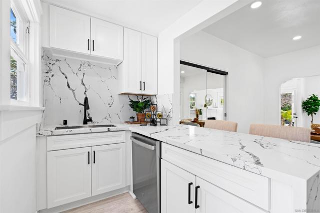 1830 Fort Stockton Drive, San Diego CA: https://media.crmls.org/mediaz/a2bcb8fe-8c4b-414c-b354-98be71dc3095.jpg