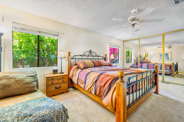73470 Desert Greens N Drive, Palm Desert CA: https://media.crmls.org/mediaz/a2bcbeb4-6965-496d-b3f2-d759cdbdc97b.jpg