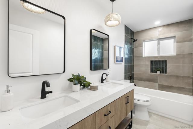 Image 42 of 70 For 7875 Bellakaren Pl