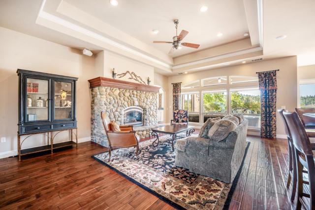 5500 Rio Cascada,  CA: https://media.crmls.org/mediaz/a2bdd598-2605-421b-a7e4-8692bf242ee5.jpg