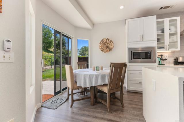 Detail Gallery Image 15 of 51 For 888 Arvita Ct, Oceanside,  CA 92057 - 3 Beds | 2 Baths