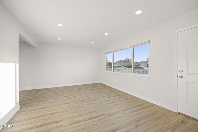 Detail Gallery Image 7 of 29 For 1556 N 6th Pl, Port Hueneme,  CA 93041 - 3 Beds | 2 Baths