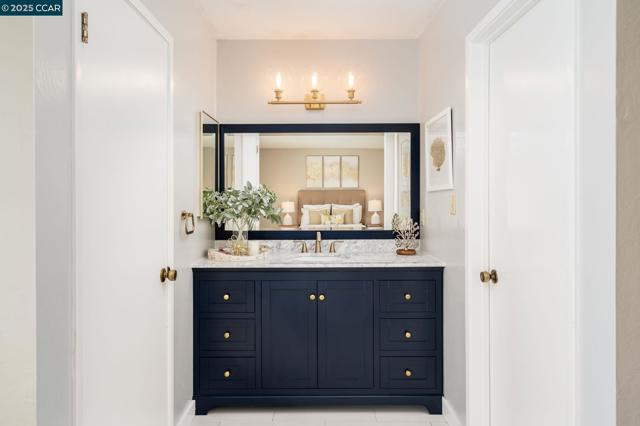 169 Larkwood Cir, Danville CA: https://media.crmls.org/mediaz/a2bf1cce-dc63-4342-bfad-169e83ce0c12.jpg