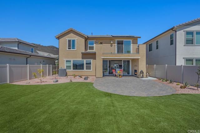 2964 Hayloft Place, Escondido CA: https://media.crmls.org/mediaz/a2c097b0-caea-41a1-9b36-88267004999c.jpg