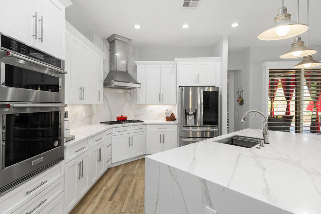Image 2 of 44 For 78482 Bent Canyon Court