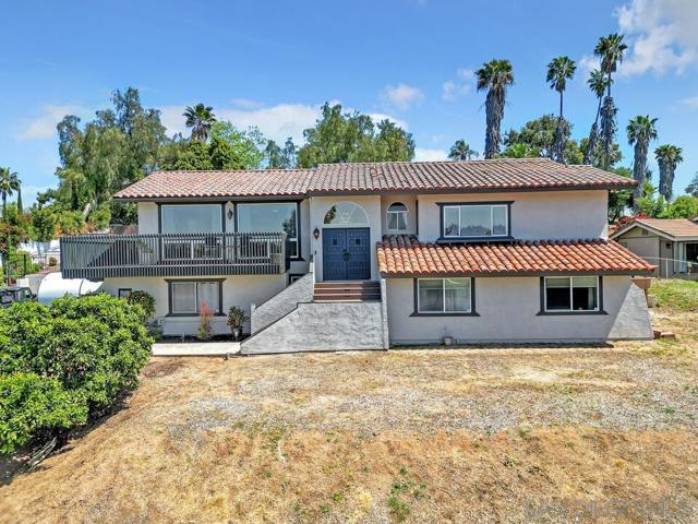 1817 Sunny Slope Terrace, Escondido CA: https://media.crmls.org/mediaz/a2c1cc10-71fe-480b-bd56-7e739e65c936.jpg