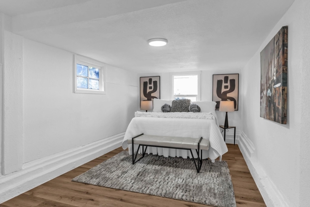 Image 34 of 39 For 2912 22nd St