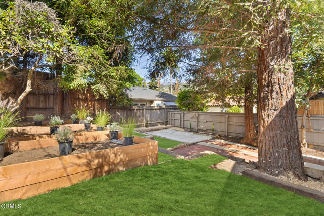 421 Donze Avenue, Santa Barbara CA: https://media.crmls.org/mediaz/a2c3bc69-d11b-4449-b3b9-7415f0b2c5f5.jpg