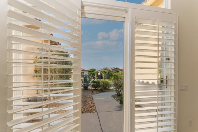 77363 Sky Mesa Lane, Indian Wells CA: https://media.crmls.org/mediaz/a2c503d3-1f0a-4284-8c64-0256c57db9d0.jpg