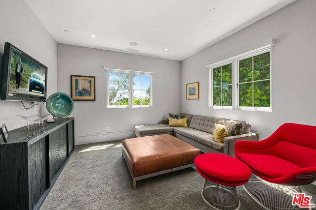 Drew Fenton | 10472 Revuelta Way Los Angeles CA | MLS: 7135109