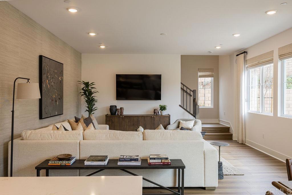 716 Miravar Place - photo 7