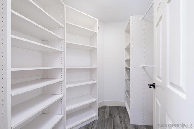 4554 Limerick Way, San Diego CA: https://media.crmls.org/mediaz/a2c7726d-355f-4a75-b066-251ba3024184.jpg