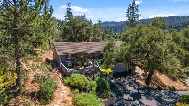 2203 Quail Hollow Road, Ben Lomond CA: https://media.crmls.org/mediaz/a2c8379e-8f82-49d4-97f0-f9ed1619ea0a.jpg
