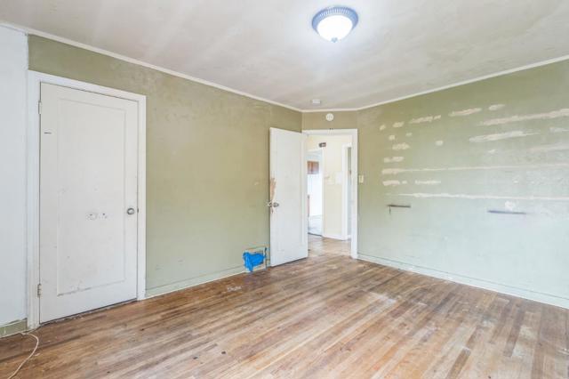 233 Village Way, South San Francisco CA: https://media.crmls.org/mediaz/a2c868e8-10e8-459a-8d32-16e6fcbb91bf.jpg
